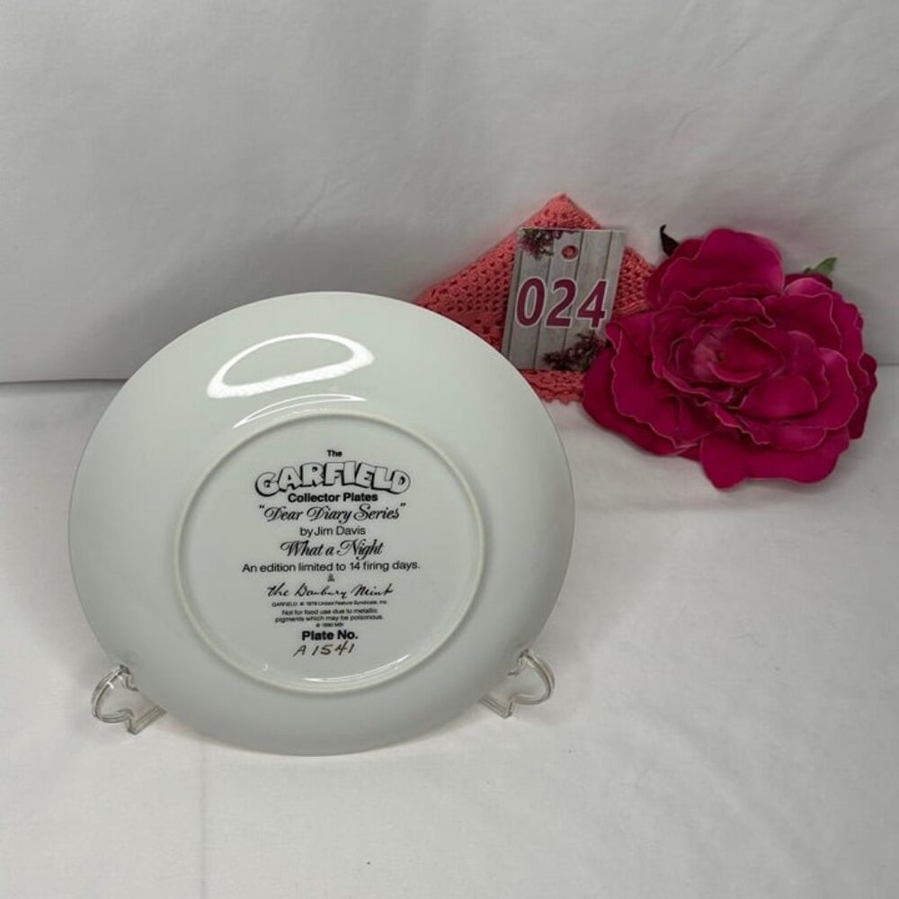 Vintage The Garfield Collectors Plates "Dear Diary Series" What a Night - Picture 3 of 6